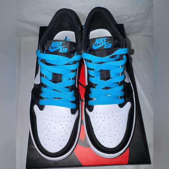 Air Jordan 1 Retro Low OG Powder Blue - Picture 4 of 6